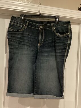 a.n.a. Women’s Dark Blue Jorts Shorts Size 16 W